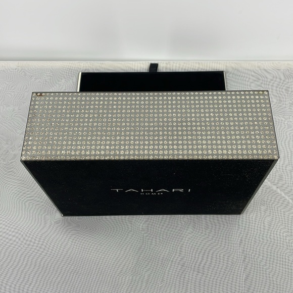 TAHARI mirrored dotted sparkly jewelry box - Picture 4 of 6